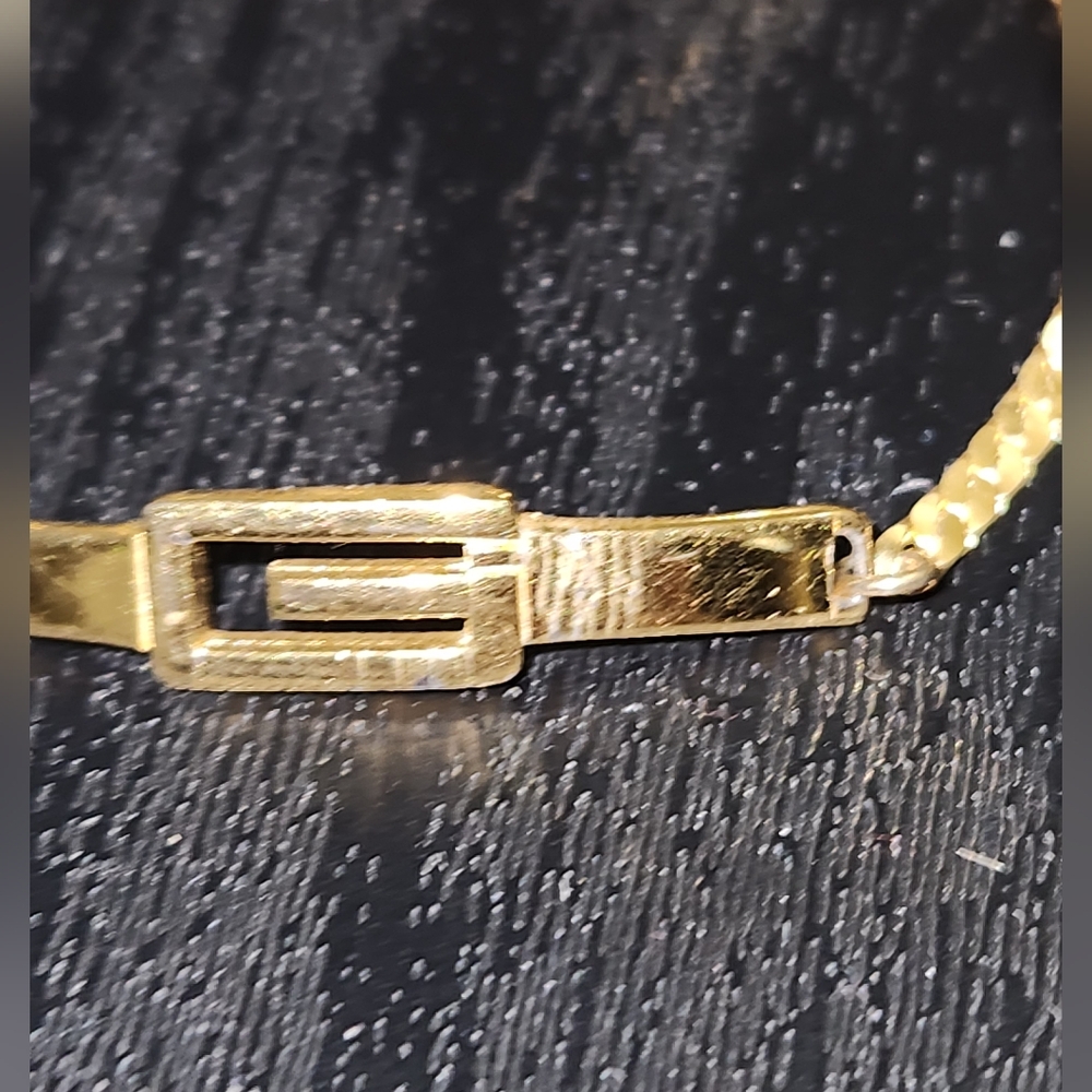 Givenchy Gold Plated Vintage Bracelet 8 inches - Picture 4 of 6